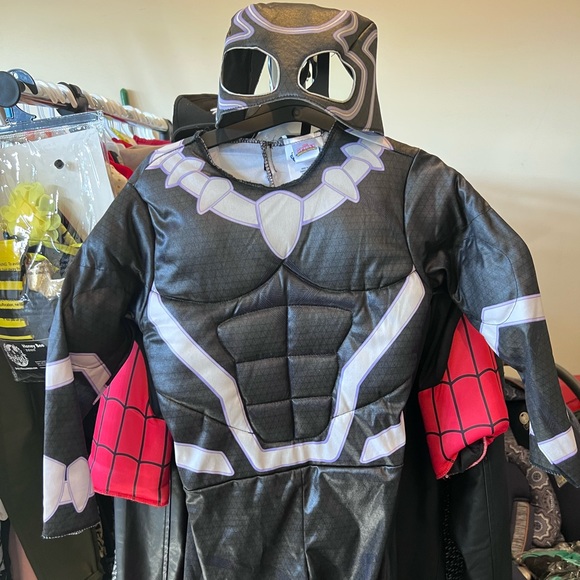 Black Panther Costume - Picture 1 of 3